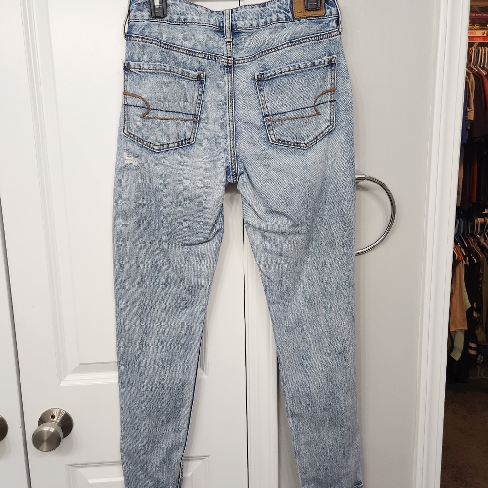 American Eagle Tomgirl Jean - Picture 2 of 4